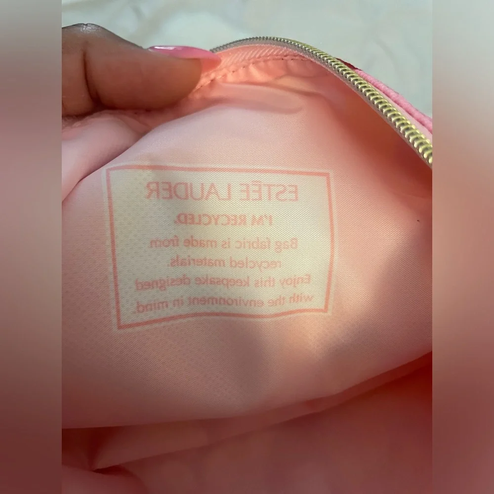 ESTEE LAUDER COSMETIC BAG